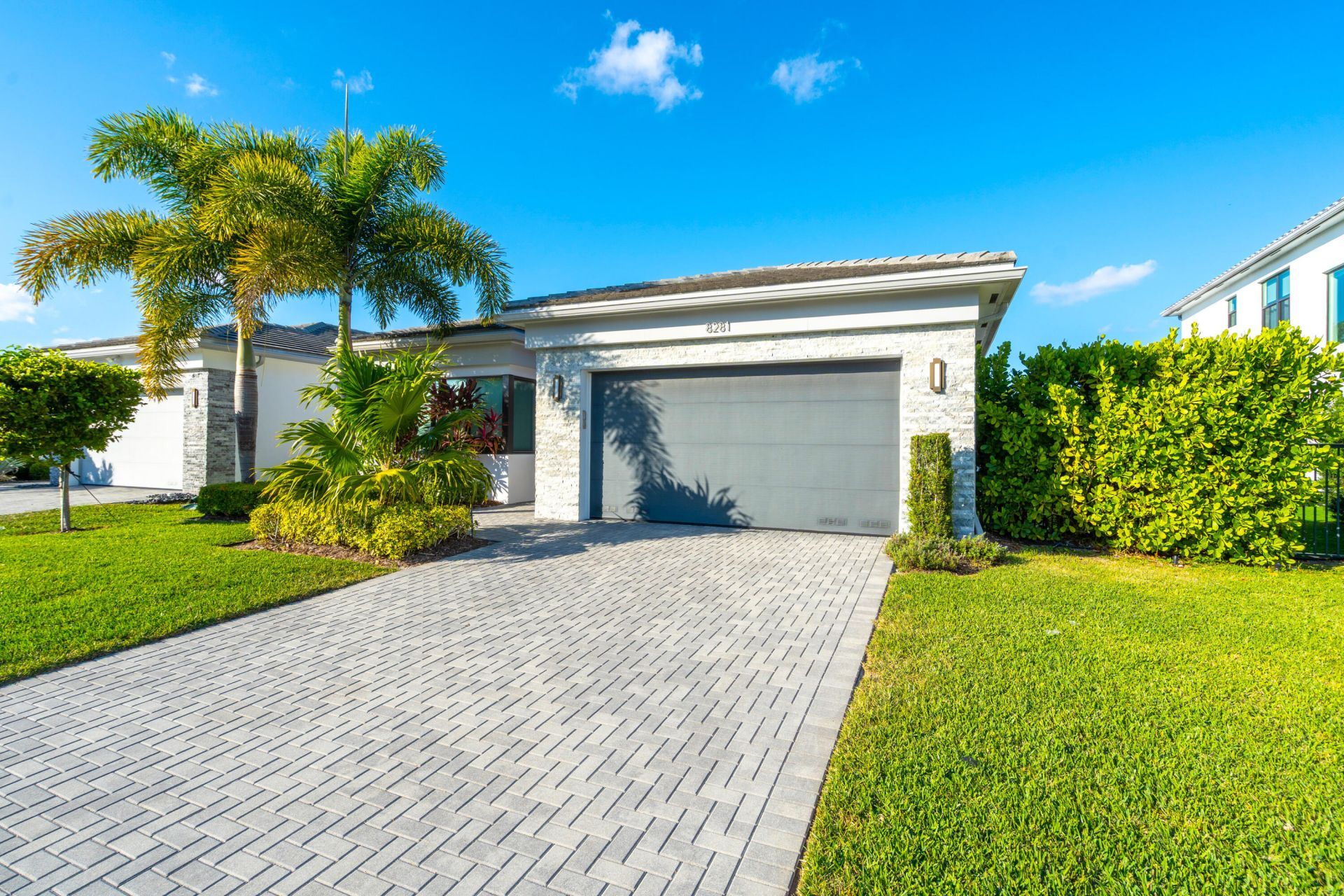 8281 Oceanus Drive, Boca Raton, FL 33496 Photo