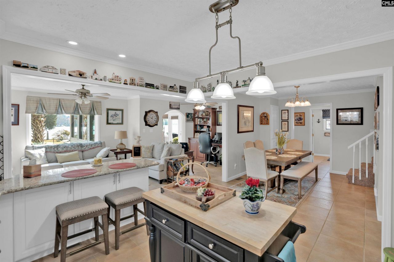 110 Rose Garden Point Photo 17