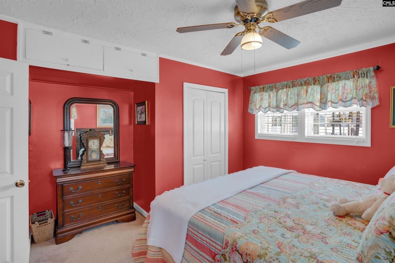 110 Rose Garden Point Photo 31