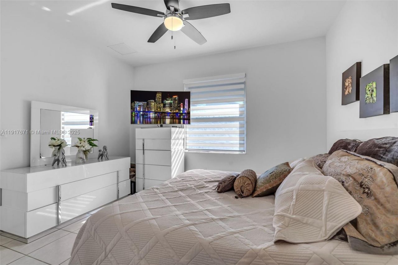 7915 NW 104th Ave, Unit 24, Doral, FL 33178 Photo