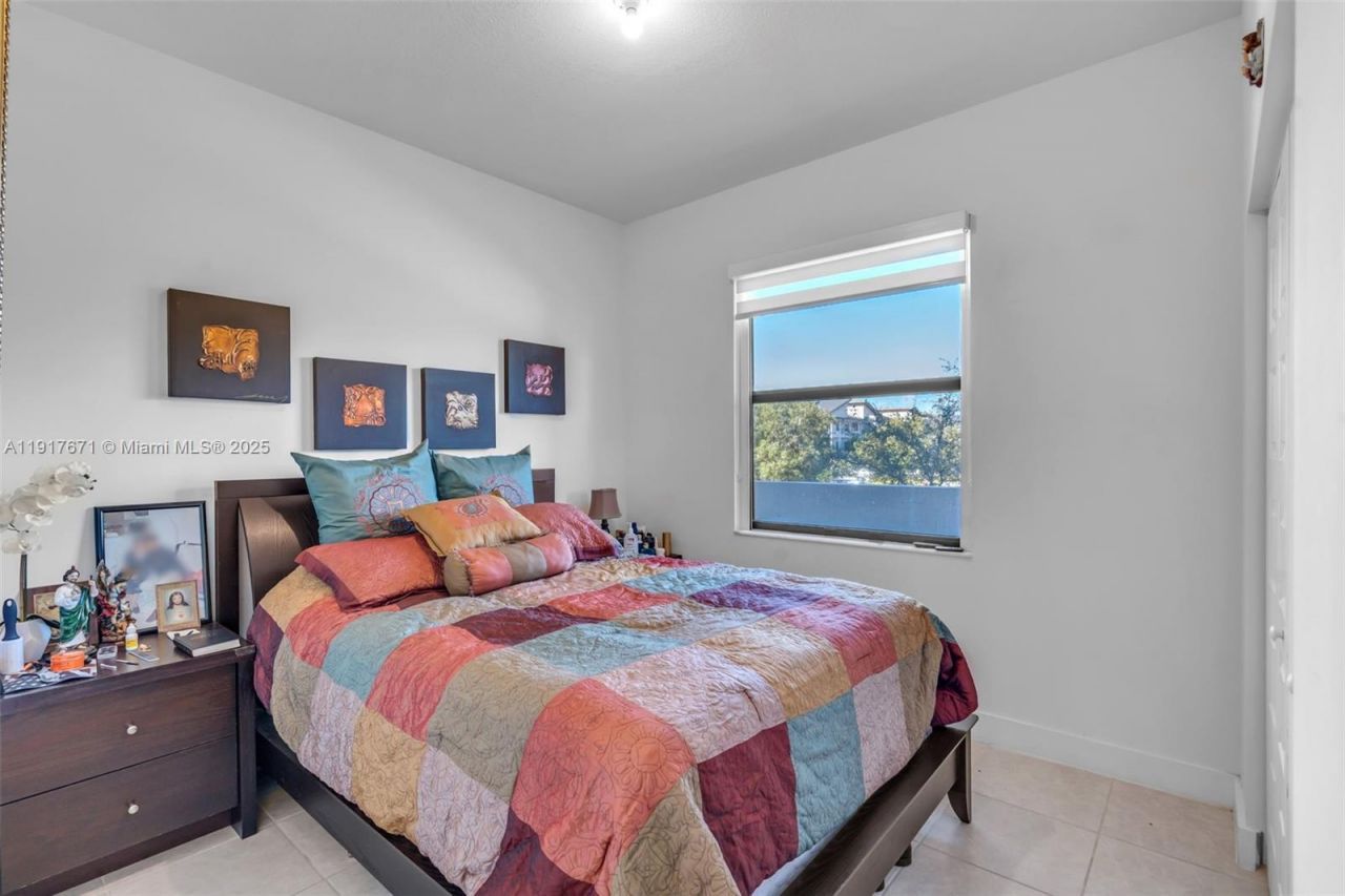 7915 NW 104th Ave, Unit 24, Doral, FL 33178 Photo