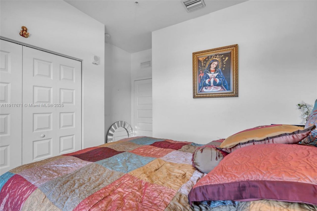 7915 NW 104th Ave, Unit 24, Doral, FL 33178 Photo