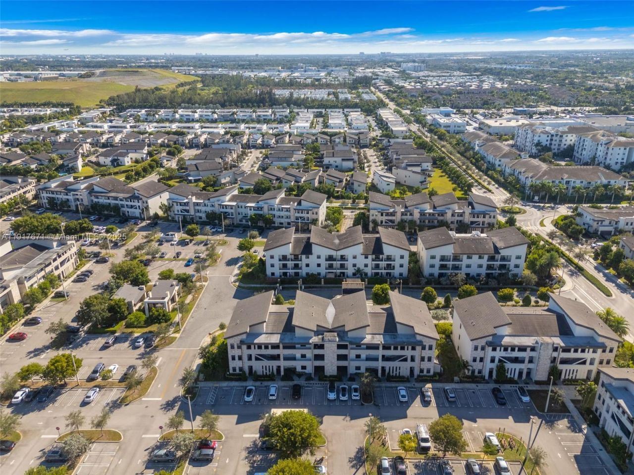 7915 NW 104th Ave, Unit 24, Doral, FL 33178 Photo