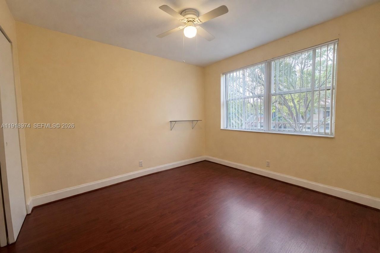 8801 Wiles Rd, Unit 307, Coral Springs, FL 33067 Photo