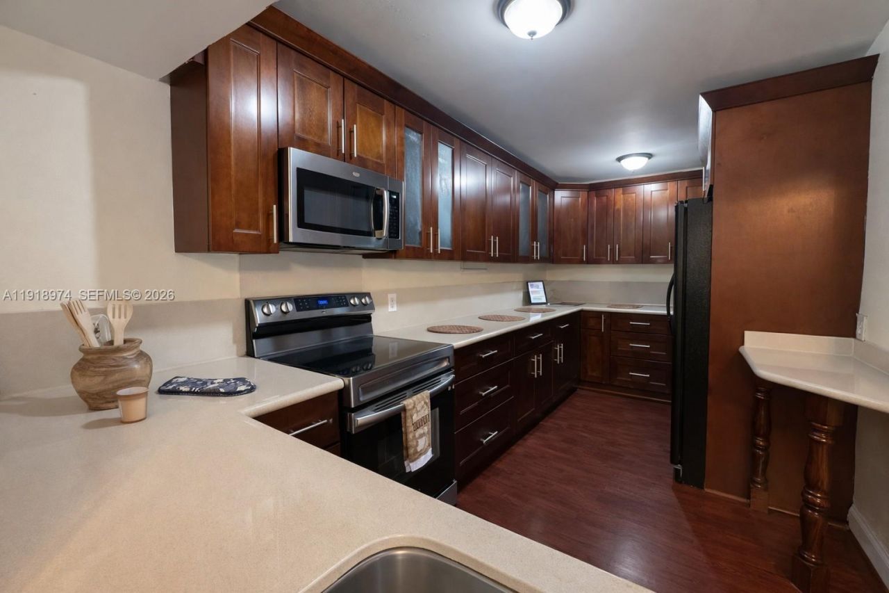 8801 Wiles Rd, Unit 307, Coral Springs, FL 33067 Photo