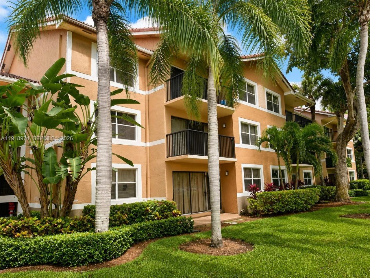 8801 Wiles Rd, Unit 307, Coral Springs, FL 33067 Photo