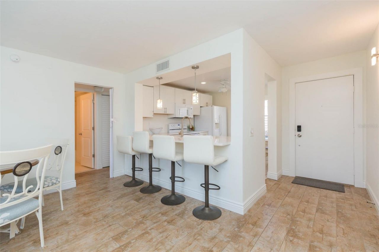 5510 Puerta Del Sol Boulevard S, Unit 132, Saint Petersburg, FL 33715 Photo