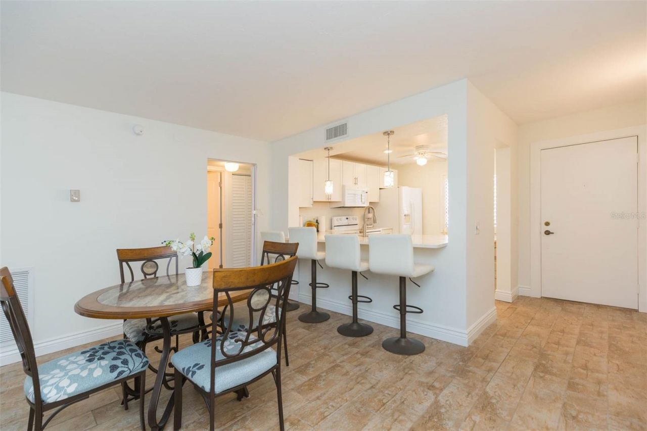 5510 Puerta Del Sol Boulevard S, Unit 132, Saint Petersburg, FL 33715 Photo