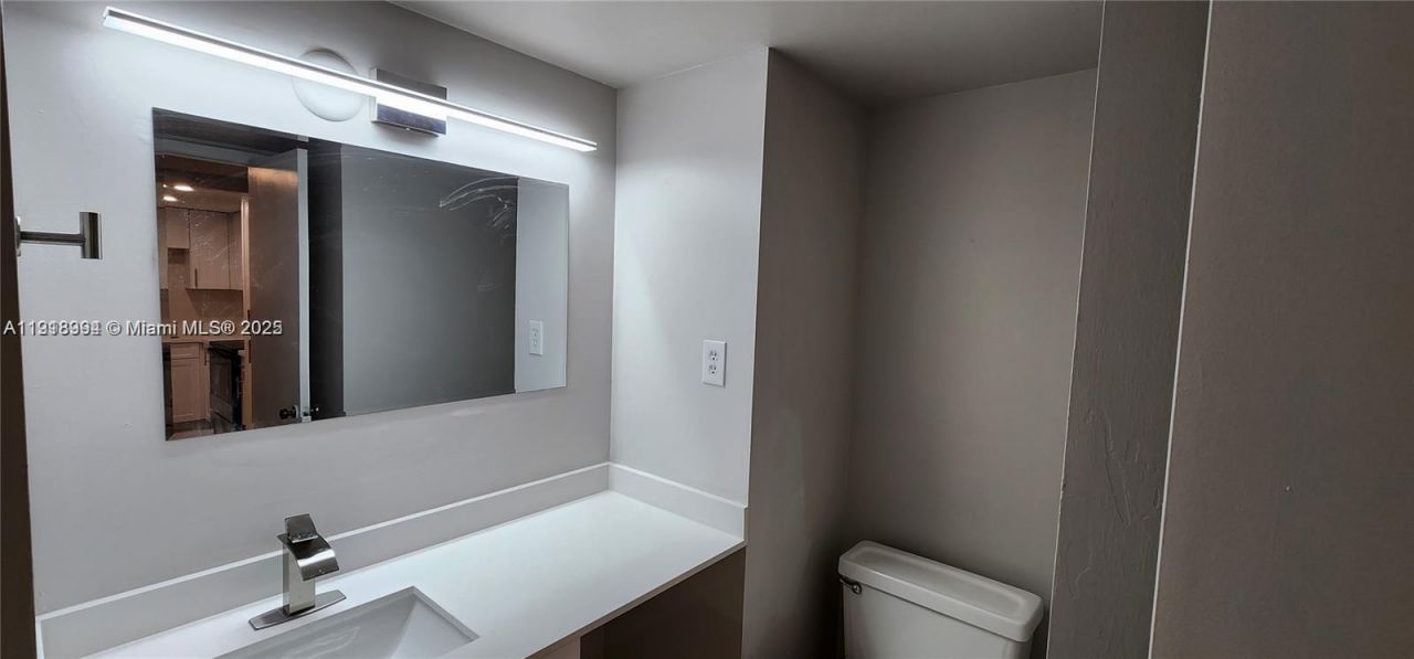 18021 Biscayne Blvd, Unit 903, Aventura, FL 33160 Photo