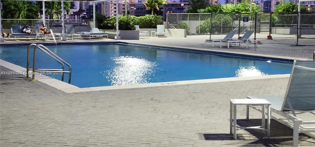 18021 Biscayne Blvd, Unit 903, Aventura, FL 33160 Photo