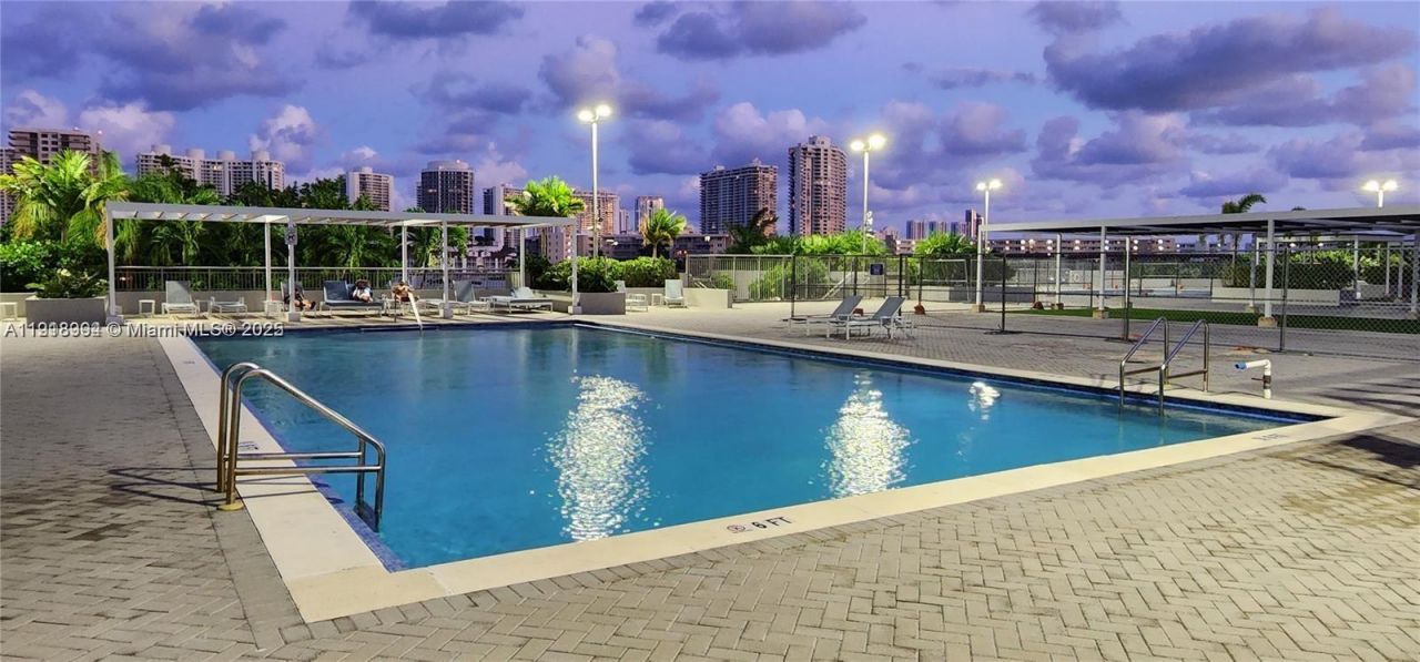 18021 Biscayne Blvd, Unit 903, Aventura, FL 33160 Photo