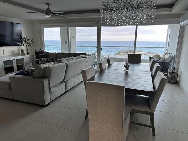 1115 Carretera Libre Tijuana, CA 99999