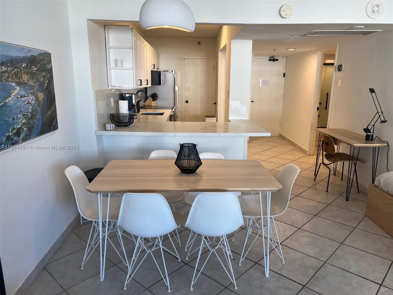 100 Lincoln Rd, Unit 604, Miami Beach, FL 33139 Photo