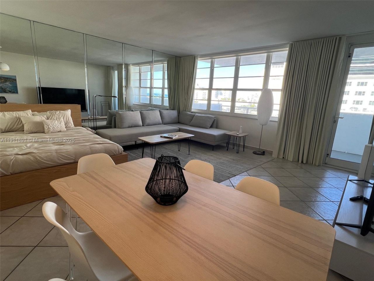 100 Lincoln Rd, Unit 604, Miami Beach, FL 33139 Photo