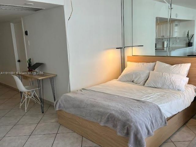 100 Lincoln Rd, Unit 604, Miami Beach, FL 33139 Photo