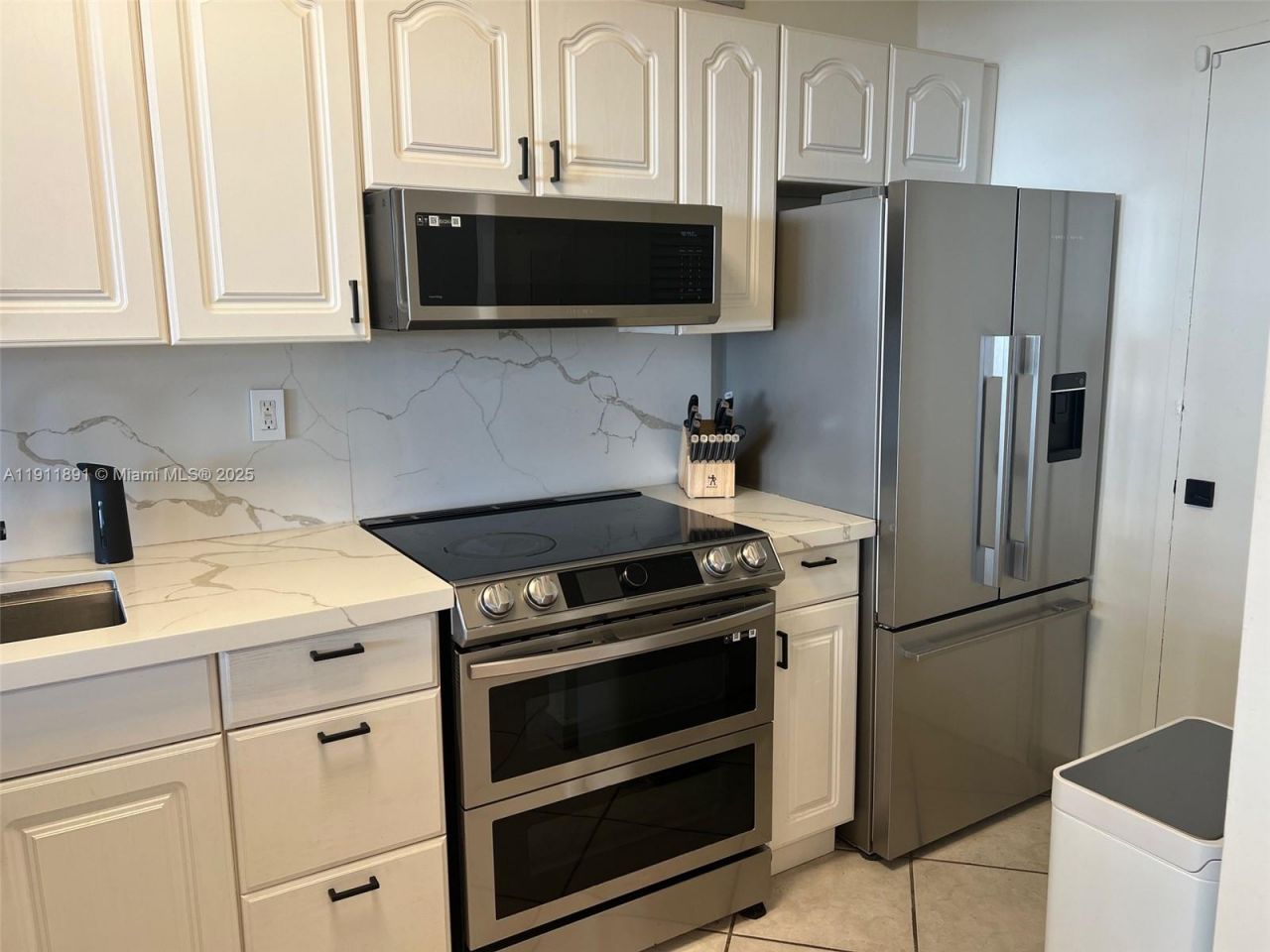 100 Lincoln Rd, Unit 604, Miami Beach, FL 33139 Photo