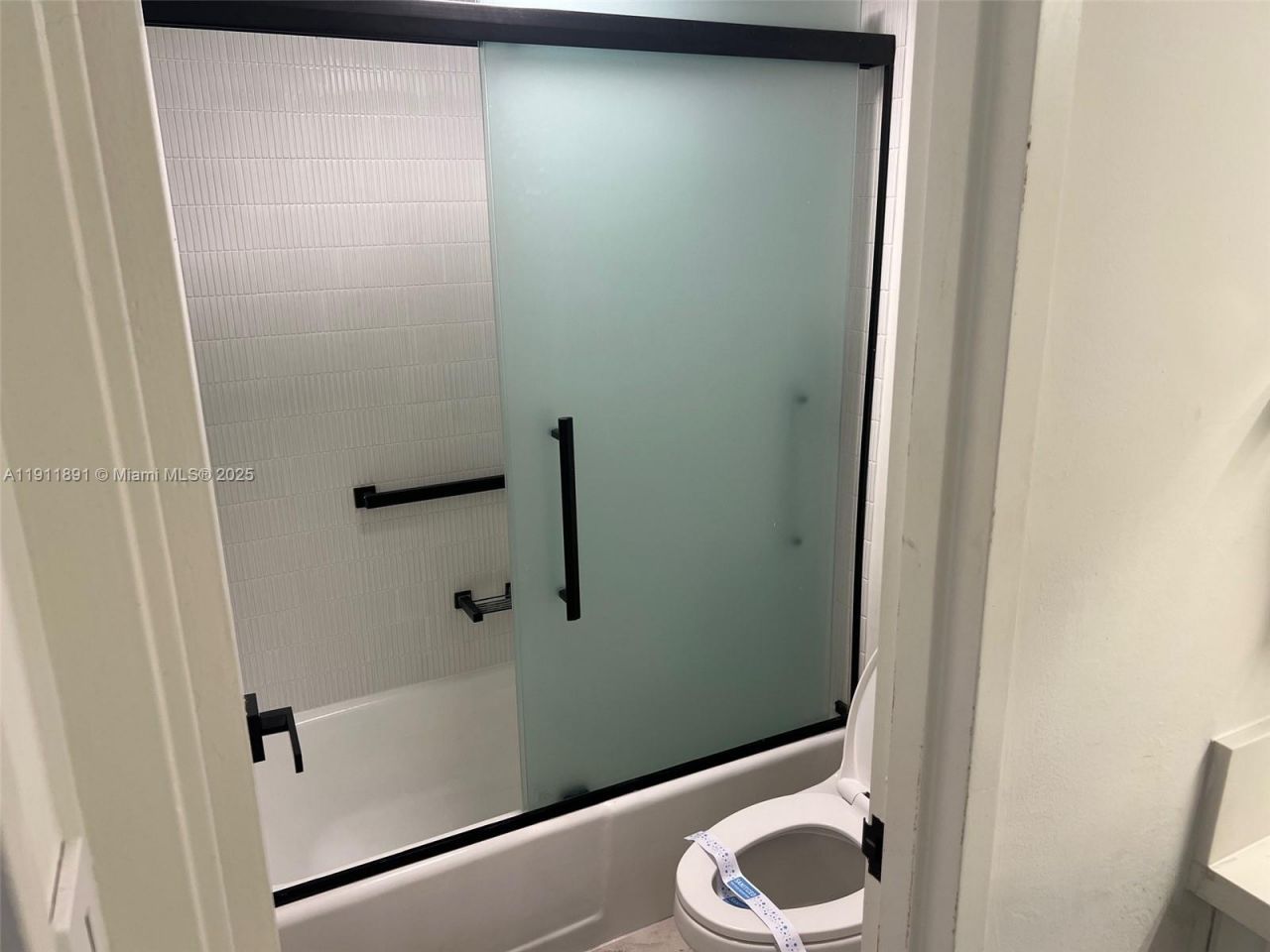 100 Lincoln Rd, Unit 604, Miami Beach, FL 33139 Photo