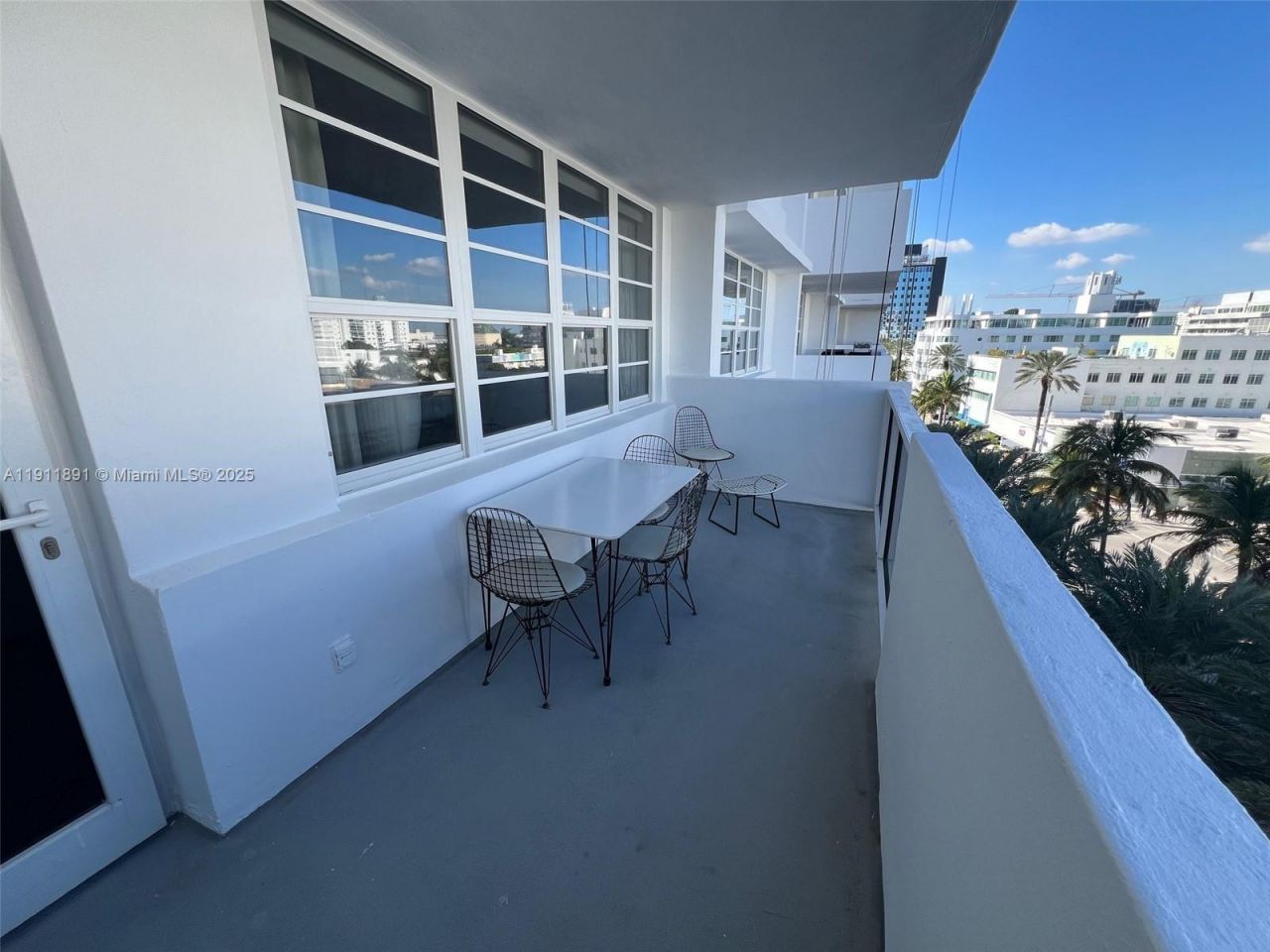 100 Lincoln Rd, Unit 604, Miami Beach, FL 33139 Photo