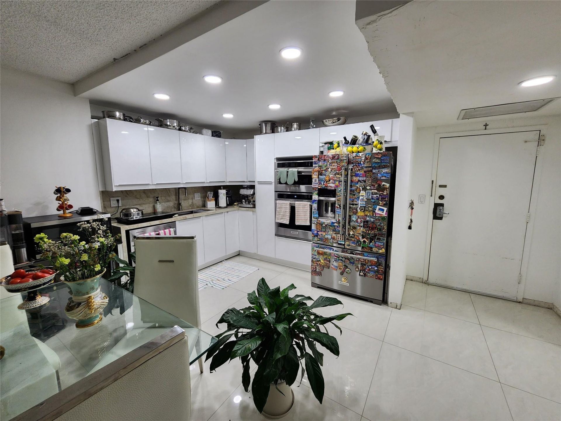 2500 Parkview Drive, Unit 403, Hallandale Beach, FL 33009 Photo