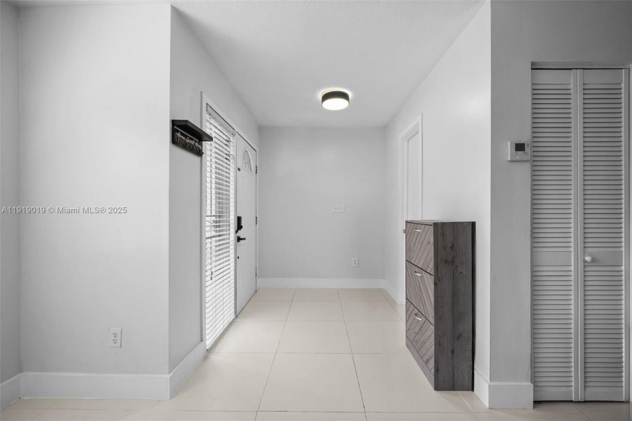 10936 NW 7th St, Unit 1003, Miami, FL 33172 Photo