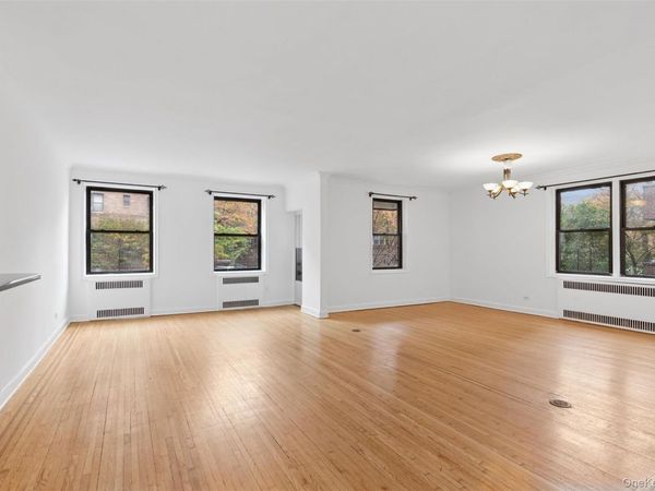 69-40 Yellowstone Boulevard, Unit #121, Forest Hills, NY 11375