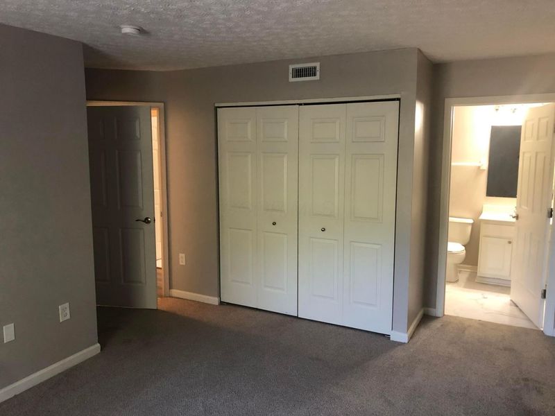 5536 Cedar, Unit 5536A, Columbus, OH 43228 Photo 21