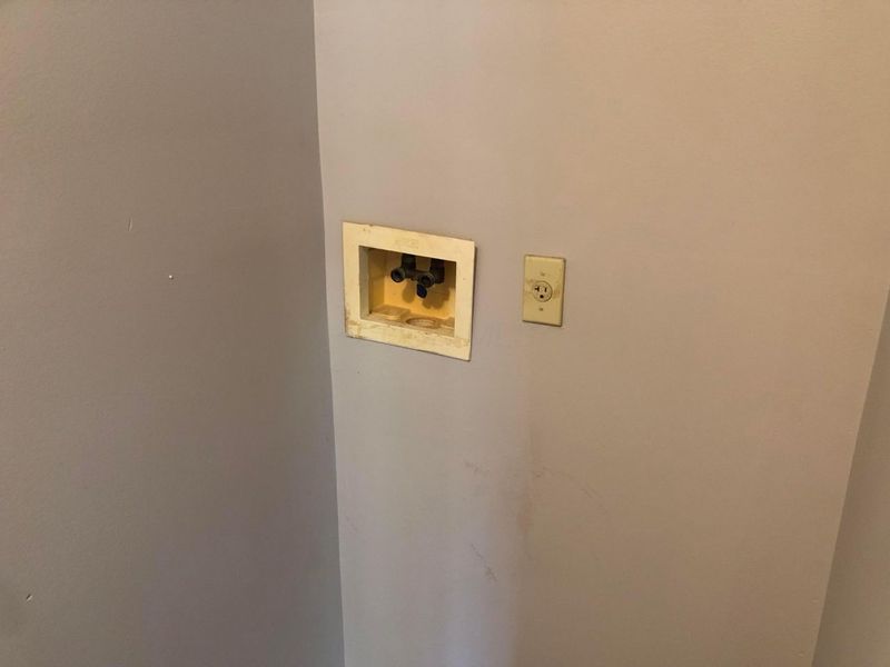 5536 Cedar, Unit 5536A, Columbus, OH 43228 Photo 9