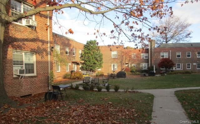 135-12 77 Avenue, Unit 7C, Kew Gardens Hills, NY 11367 Main Photo
