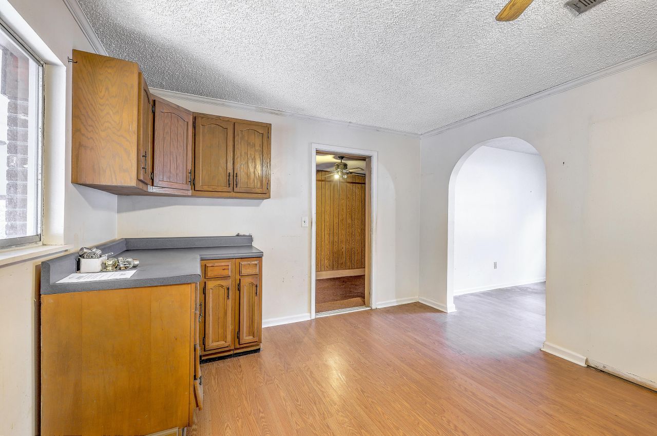 1218 Dennis Boulevard Photo 16