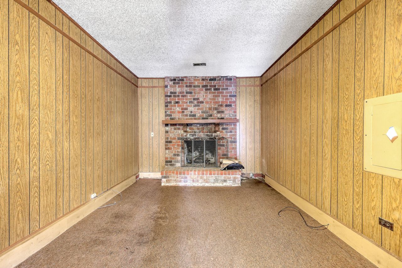 1218 Dennis Boulevard Photo 20