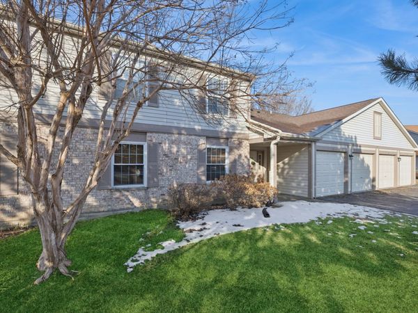 235 Crestview Drive, Unit A, Wauconda, IL 60084