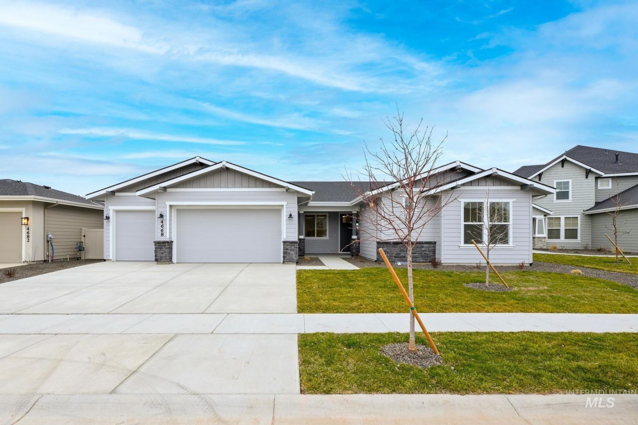 4668 E Pondera Dr, Nampa, ID 83687 Main Photo