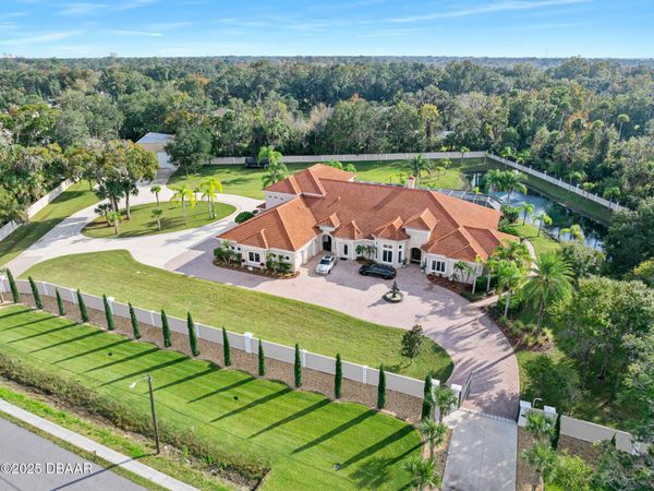 602 Tomoka Avenue, Ormond Beach, FL 32174