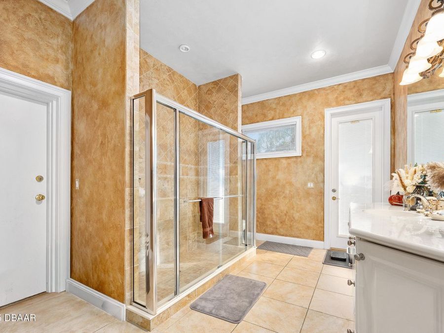 Property Image 114