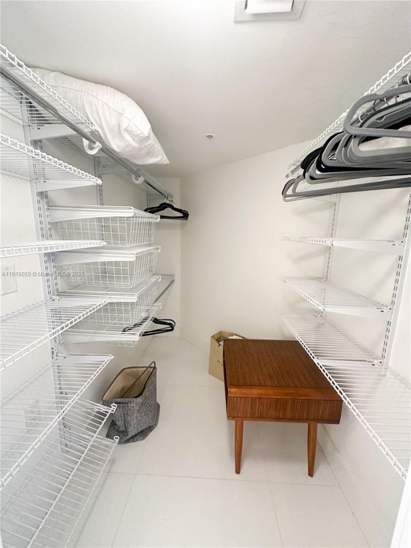 6301 Collins Ave, Unit 2707, Miami Beach, FL 33141 Photo