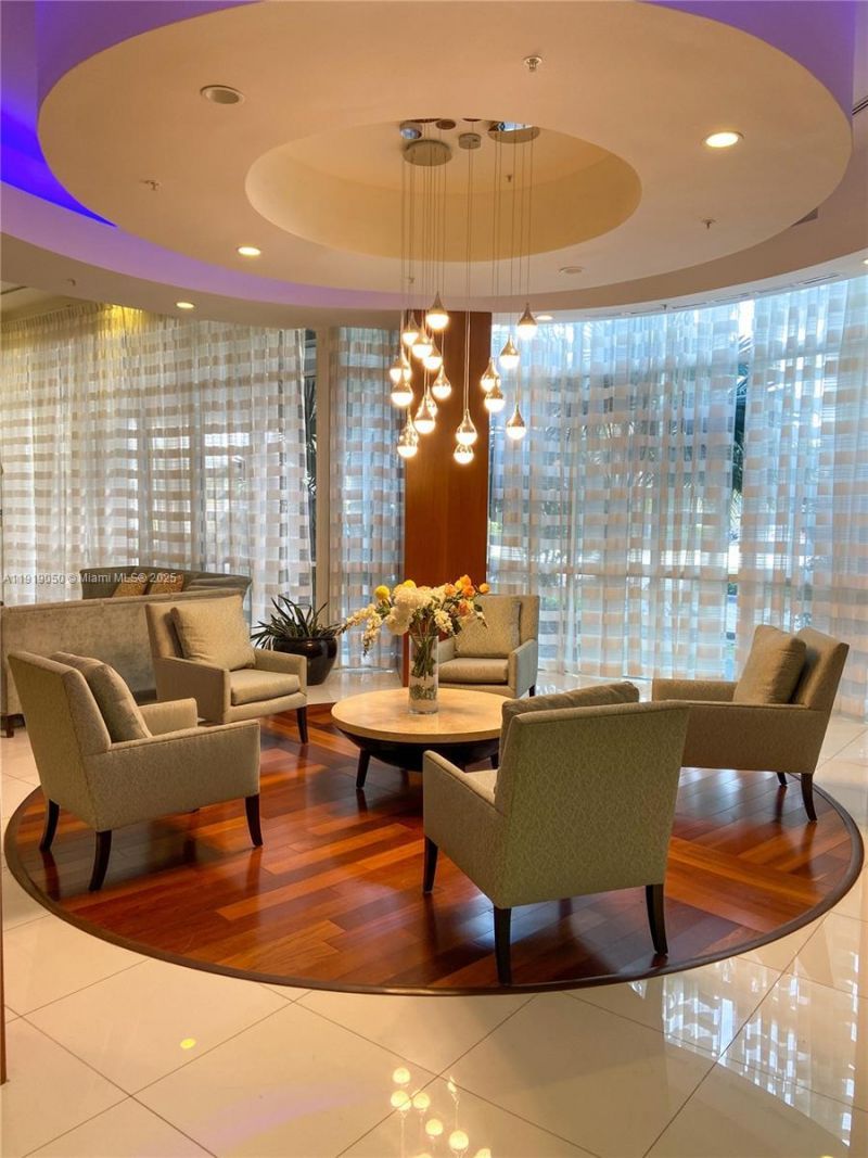 6301 Collins Ave, Unit 2707, Miami Beach, FL 33141 Photo