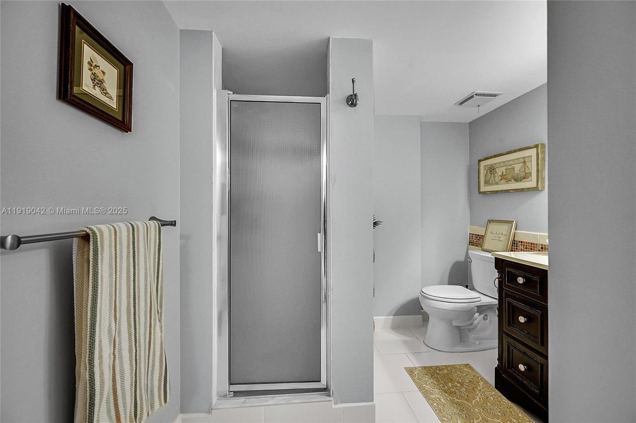 3200 N Port Royale Dr N, Unit 1009, Fort Lauderdale, FL 33308 Photo