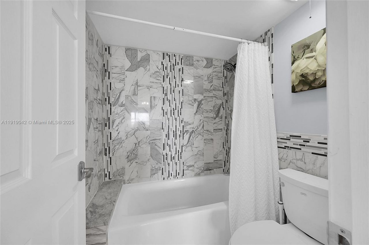 3200 N Port Royale Dr N, Unit 1009, Fort Lauderdale, FL 33308 Photo