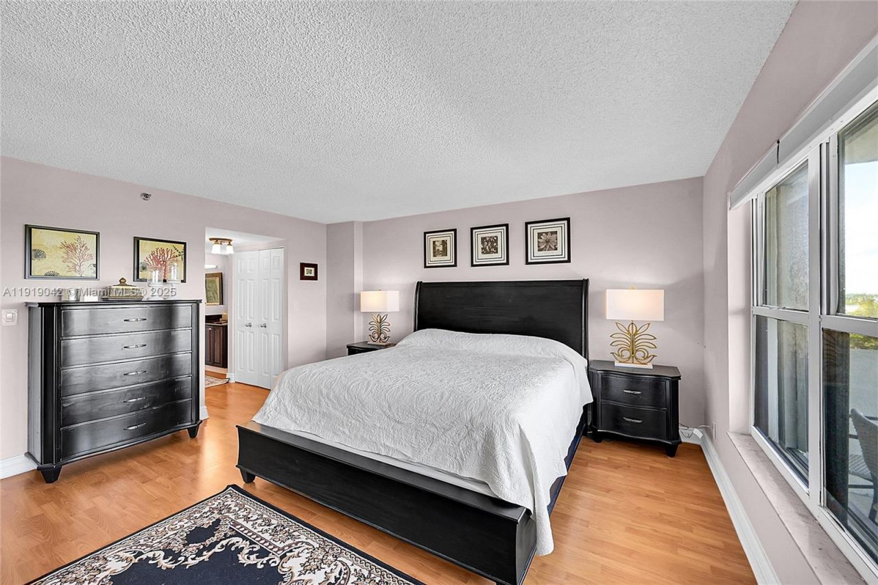 3200 N Port Royale Dr N, Unit 1009, Fort Lauderdale, FL 33308 Photo