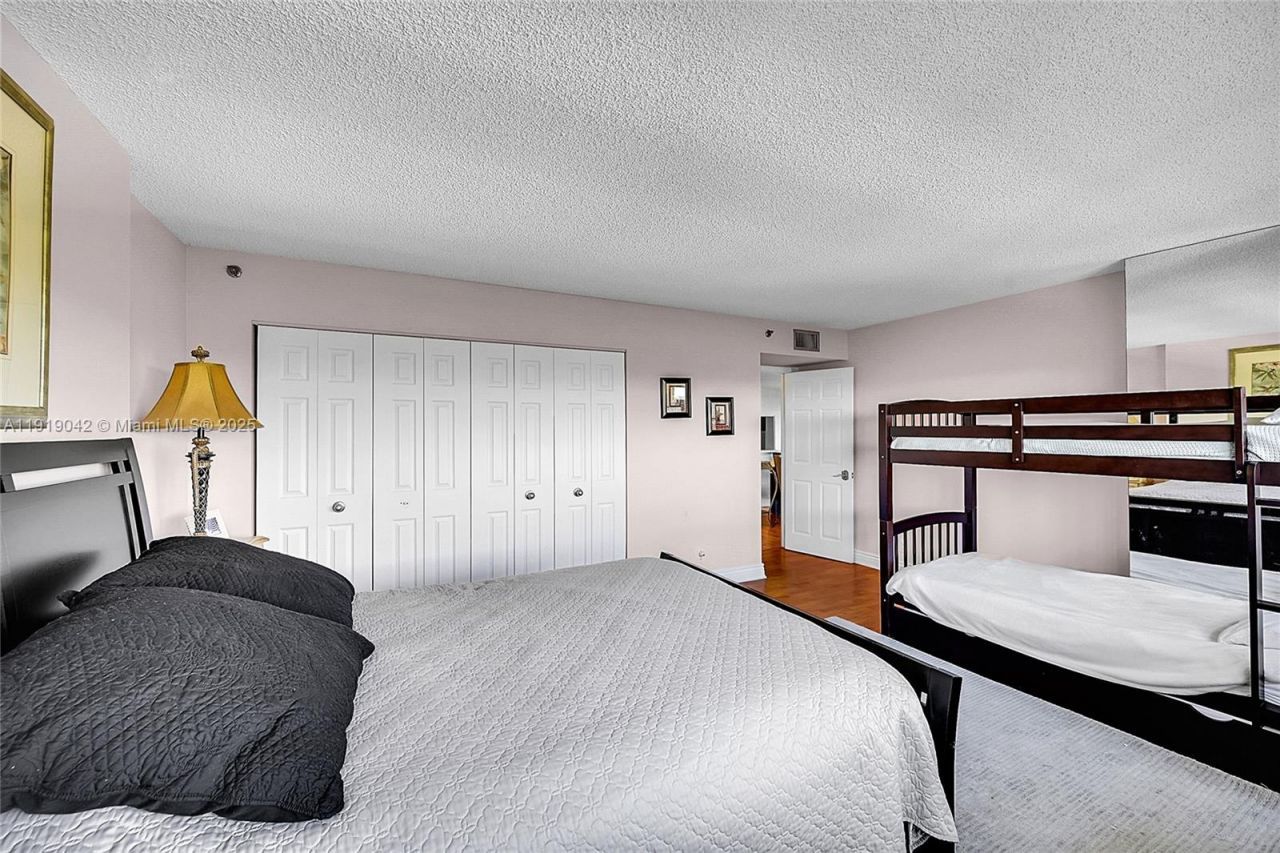 3200 N Port Royale Dr N, Unit 1009, Fort Lauderdale, FL 33308 Photo