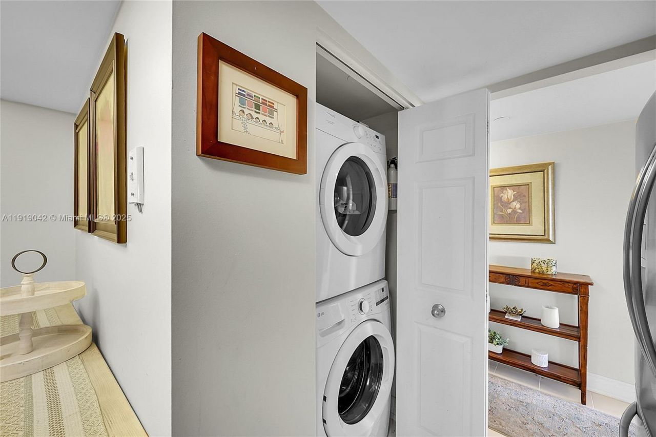 3200 N Port Royale Dr N, Unit 1009, Fort Lauderdale, FL 33308 Photo