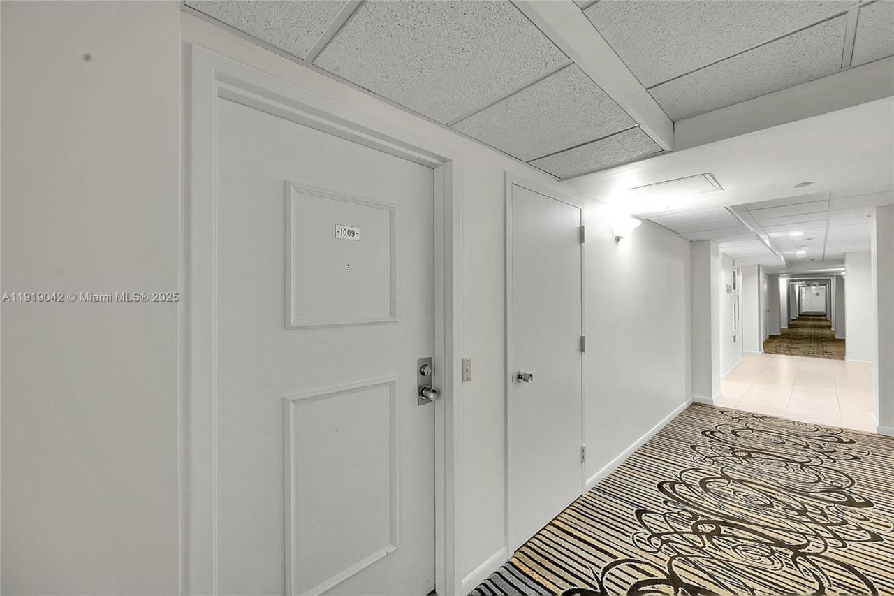 3200 N Port Royale Dr N, Unit 1009, Fort Lauderdale, FL 33308 Photo