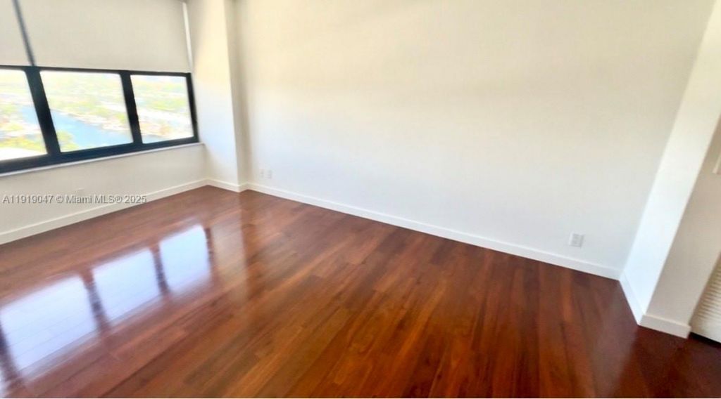 2500 Parkview Dr, Unit 1109, Hallandale Beach, FL 33009 Photo
