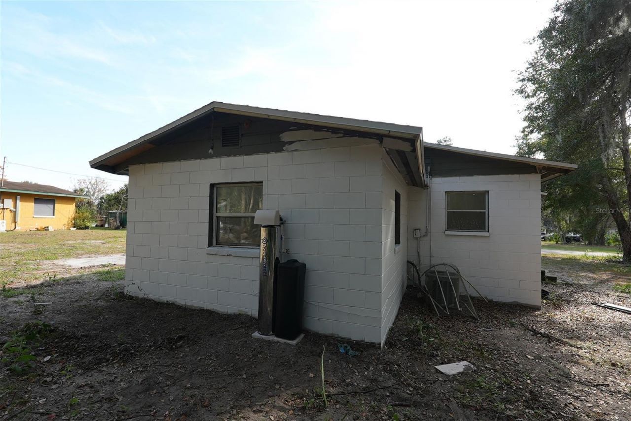 3845 N Quarters Road, Okahumpka, FL 34762 Photo