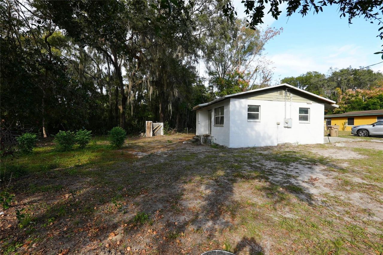 3845 N Quarters Road, Okahumpka, FL 34762 Photo
