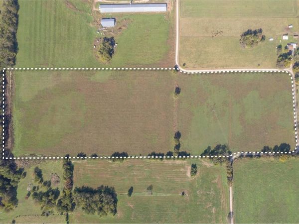 11693 Urchin Drive, Stark City, MO 64866