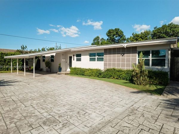 1531 NW 182nd St, Miami Gardens, FL 33169