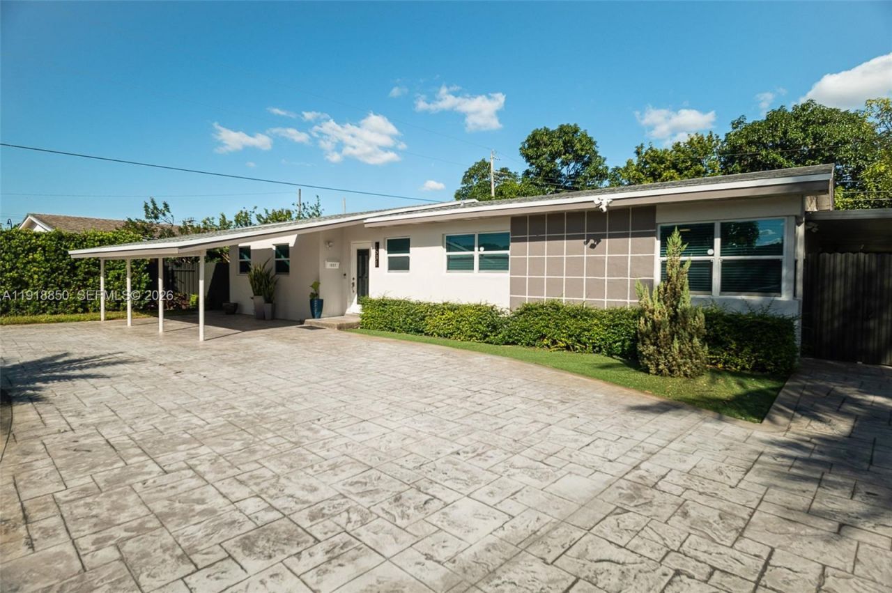 1531 NW 182nd St, Miami Gardens, FL 33169 Photo