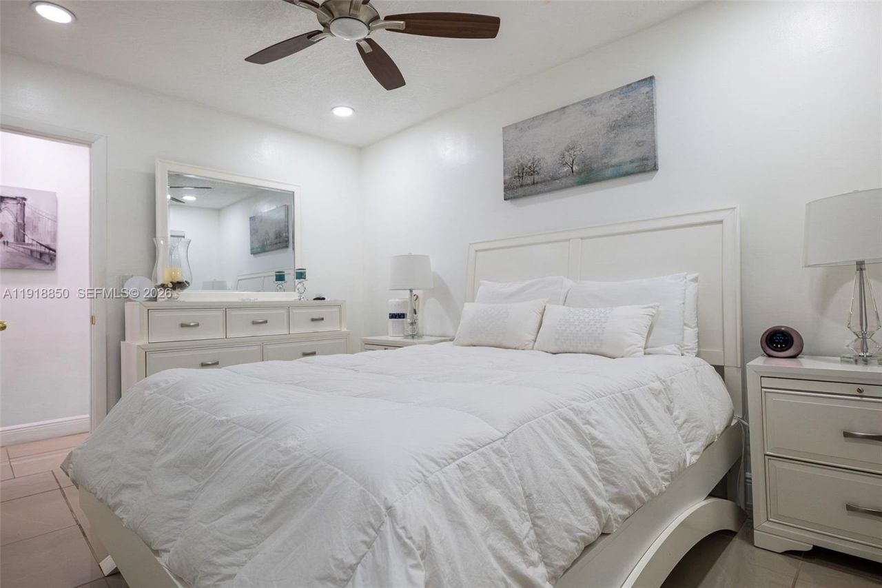 1531 NW 182nd St, Miami Gardens, FL 33169 Photo