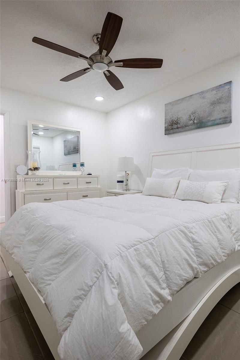 1531 NW 182nd St, Miami Gardens, FL 33169 Photo